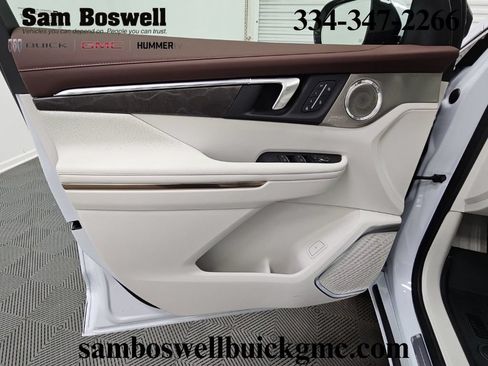 New 2026 Buick Enclave Avenir w/ Super Cruise Package FWD image 30