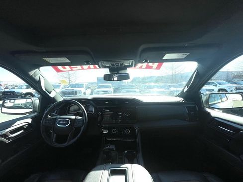 Used 2022 GMC Sierra 1500 AT4 w/ AT4 Preferred Package image 27