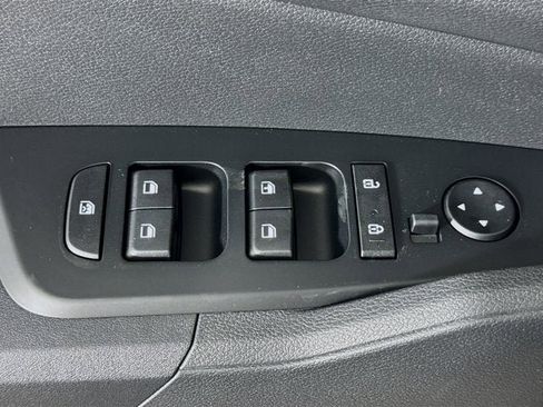 Certified 2025 Kia Sportage LX AWD/4WD image 19