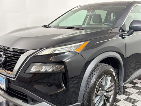 Used 2023 Nissan Rogue S AWD/4WD image 16
