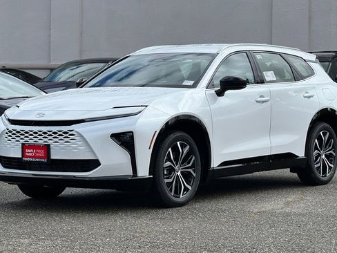 New 2026 Toyota Crown Signia image 2