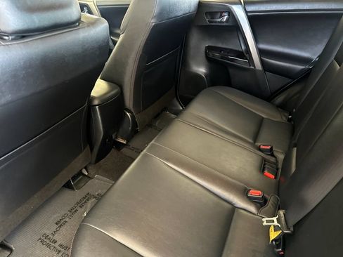 Used 2017 Toyota RAV4 SE w/ Advanced Technology Package FWD image 11