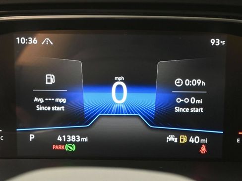 Used 2023 Volkswagen Jetta SE FWD image 3
