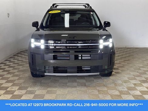 Used 2025 Hyundai Santa Fe XRT AWD/4WD image 2