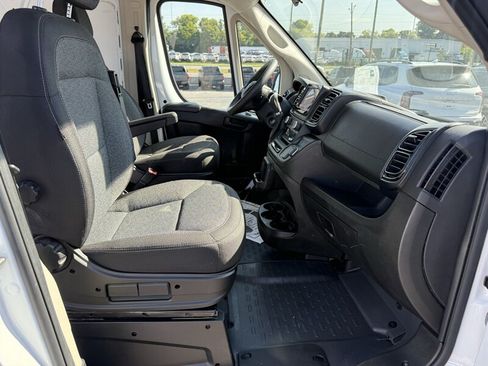 Used 2023 Jeep Wrangler Sport AWD/4WD image 25