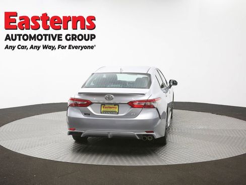 Used 2019 Toyota Camry SE FWD image 38