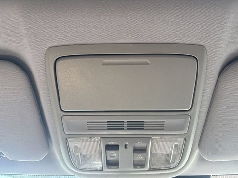 Used 2020 Honda CR-V EX image 16