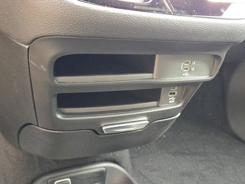 New 2026 Chrysler Pacifica Select image 31