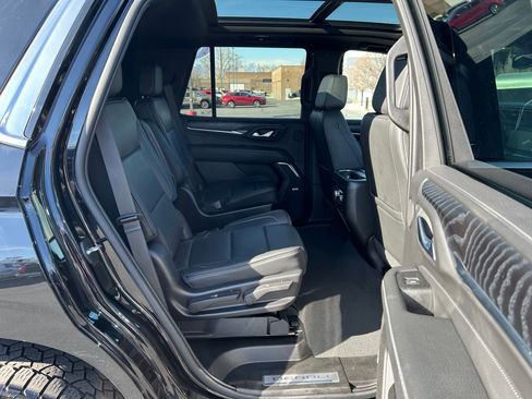 Used 2022 GMC Yukon Denali image 27