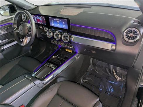 Certified 2025 Mercedes-Benz GLB 250 image 23