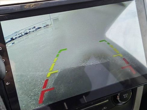 Used 2015 Nissan Sentra SV image 12