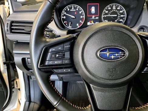Used 2024 Subaru Crosstrek 2.5i Limited AWD/4WD image 24