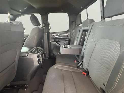 Used 2019 RAM 1500 Big Horn image 28