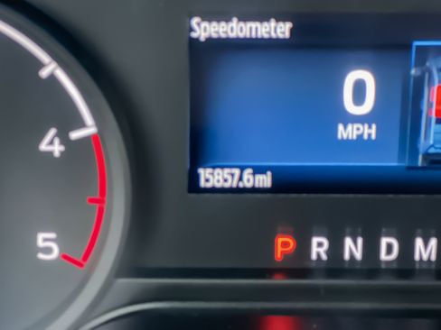 Used 2023 Ford F350 XLT w/ FX4 Off-Road Package image 19