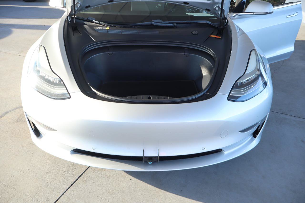 Used 2018 Tesla Model 3 Long Range RWD image 36