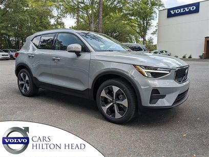 New 2025 Volvo XC40 B5 Core w/ Protection Package Premier