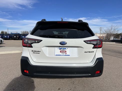 Used 2023 Subaru Outback Onyx Edition image 10