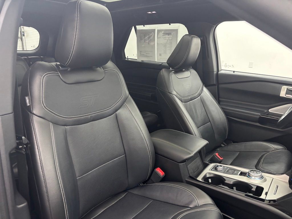 Used 2023 Ford Explorer ST w/ Equipment Group 401A AWD/4WD image 35