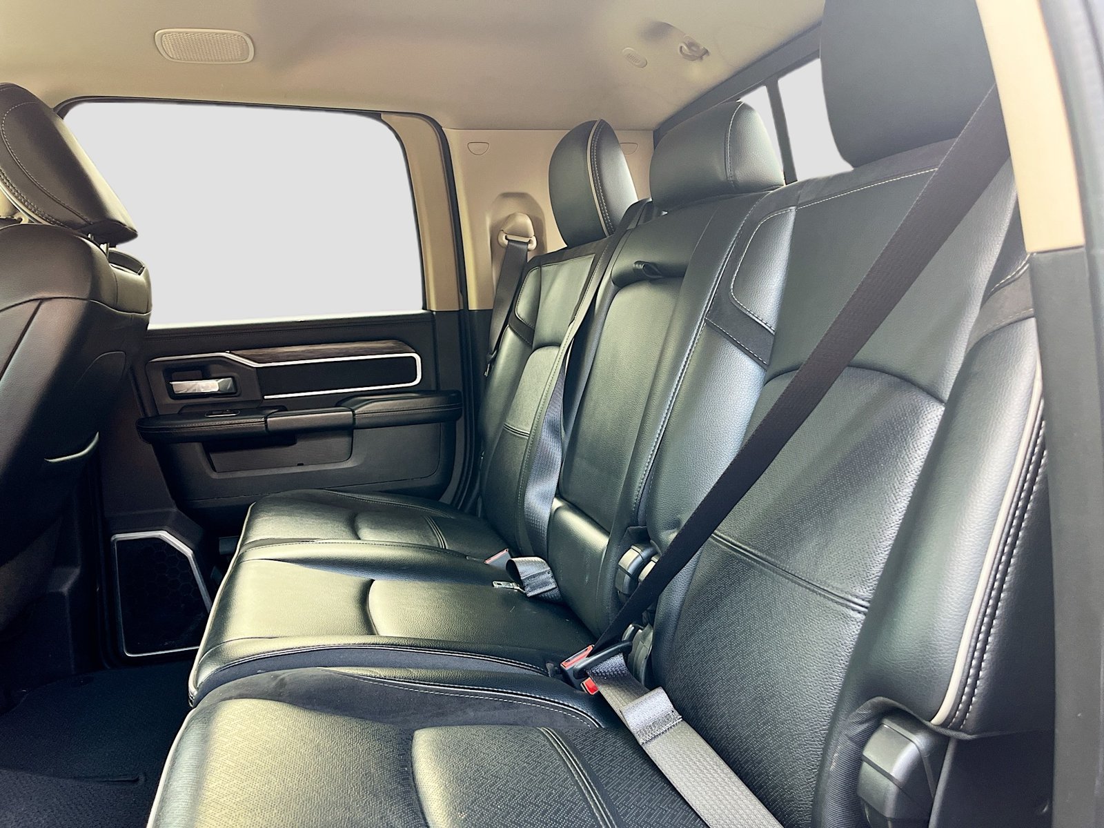 Used 2021 RAM 3500 Laramie w/ Cold Weather Group AWD/4WD image 23