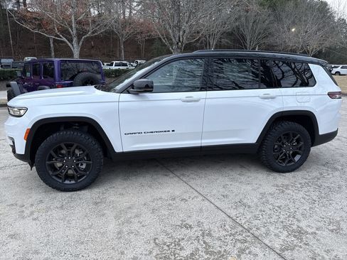 New 2025 Jeep Grand Cherokee L Limited w/ Trailer Tow Package image 4