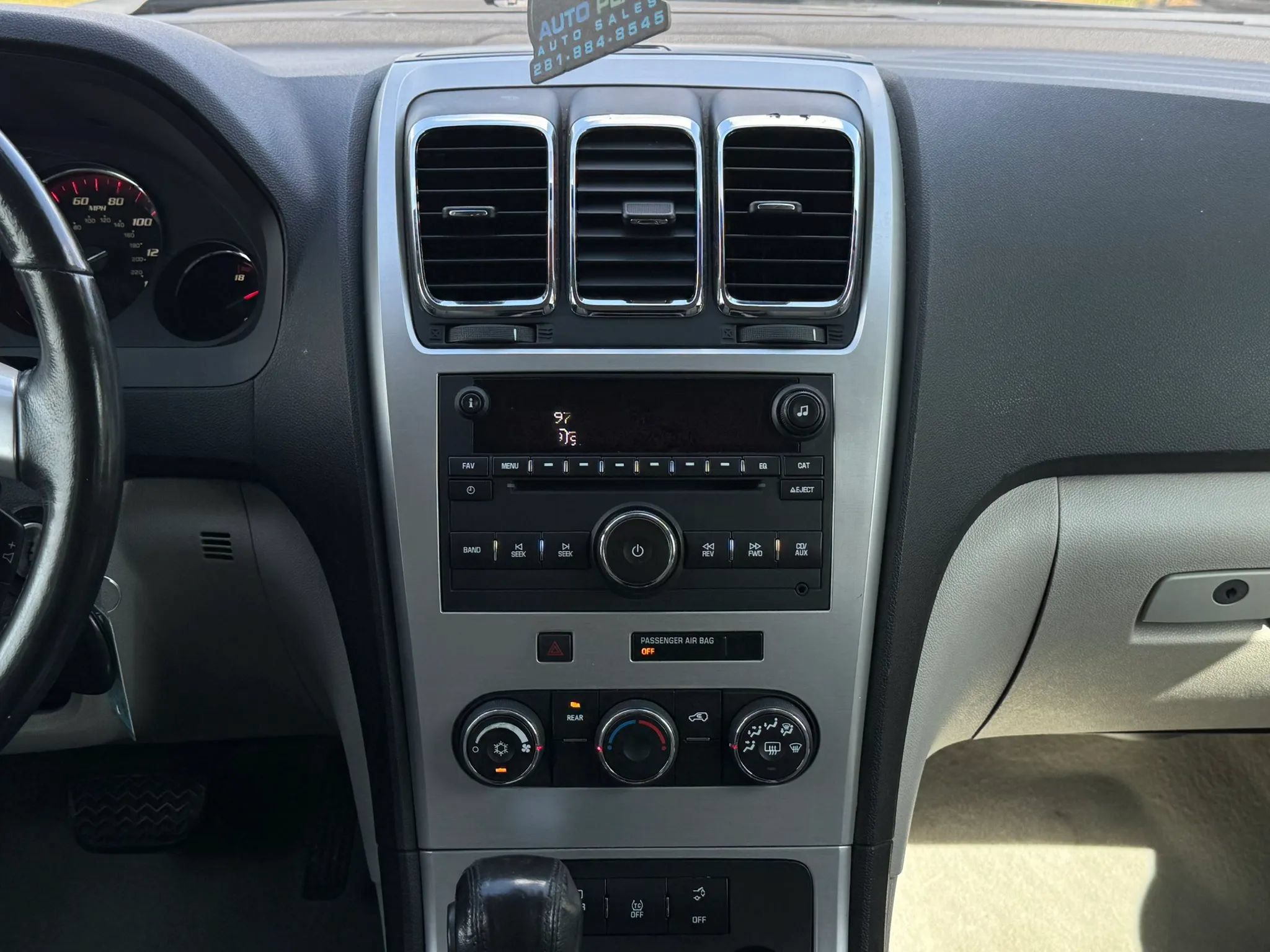 Used 2012 GMC Acadia SLE FWD image 21