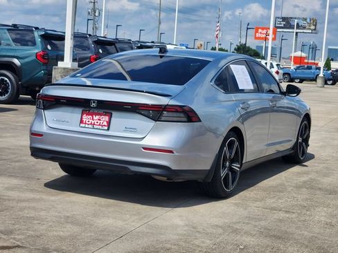 Used 2024 Honda Accord Sport image 7
