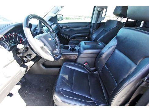 Used 2019 Chevrolet Tahoe LT image 6