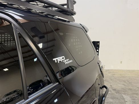 Used 2019 Toyota 4Runner TRD Off-Road AWD/4WD image 5