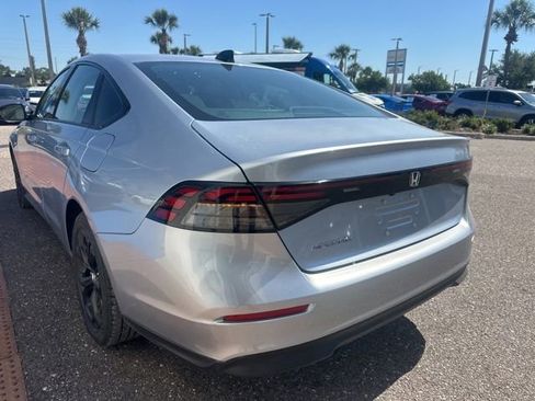 Certified 2025 Honda Accord SE image 19