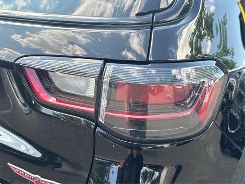 Used 2022 Jeep Compass Trailhawk w/ Trailhawk Elite Group AWD/4WD image 27