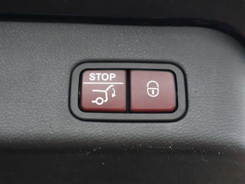 Used 2013 Mercedes-Benz ML 350 4MATIC image 12