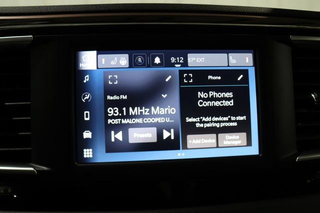 Used 2023 Chrysler Voyager LX FWD image 24