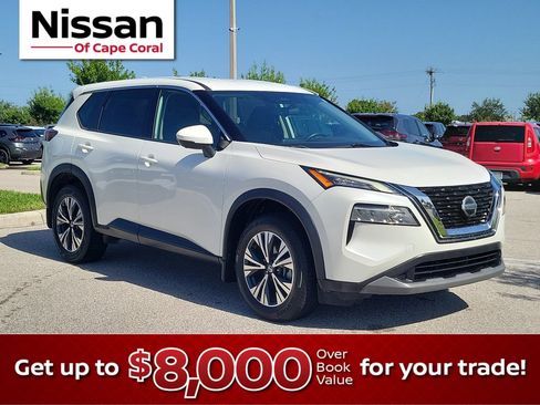 Used 2021 Nissan Rogue SV FWD image 1