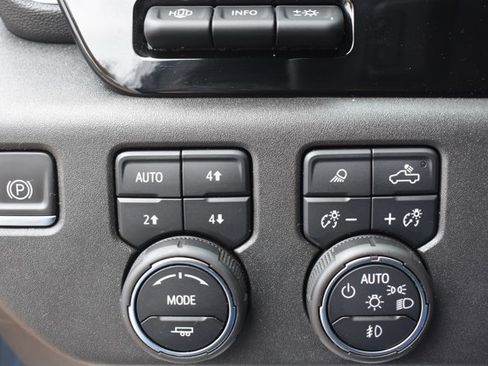 Used 2023 Chevrolet Silverado 1500 LTZ w/ Technology Package image 28