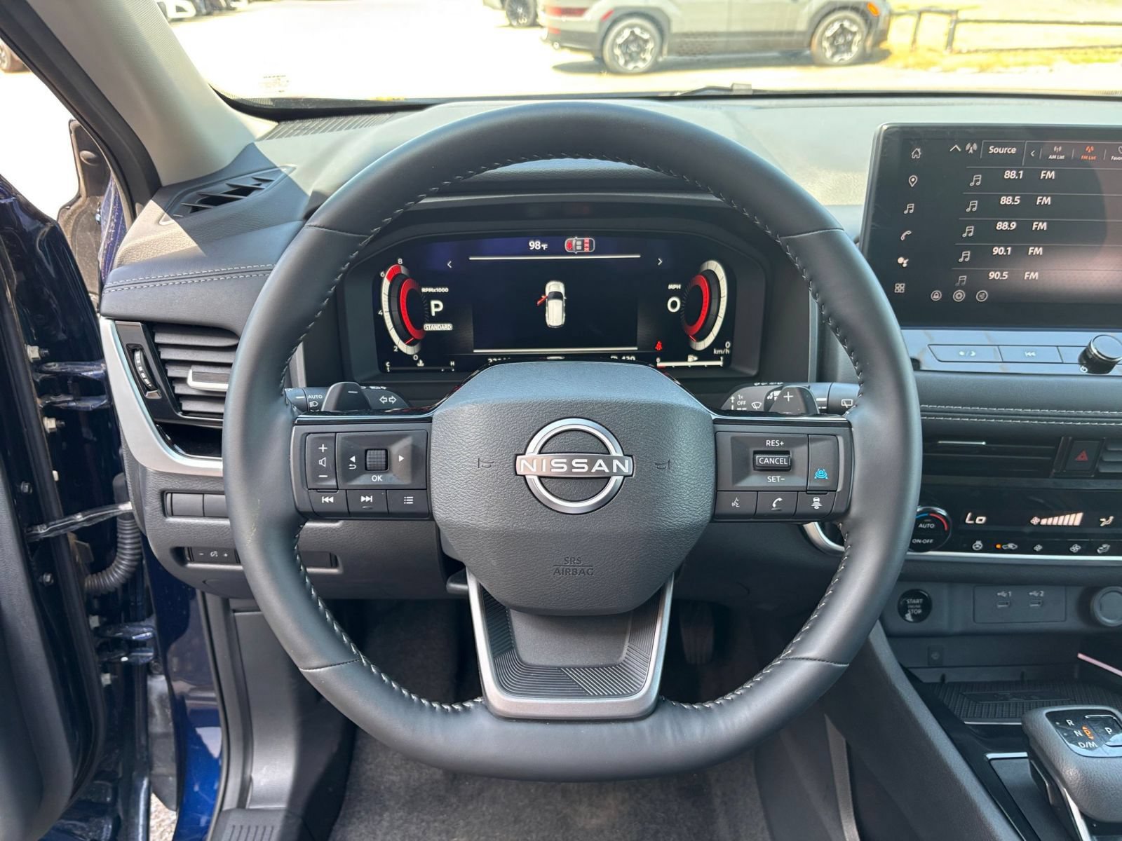 Used 2026 Nissan Rogue SL FWD image 30