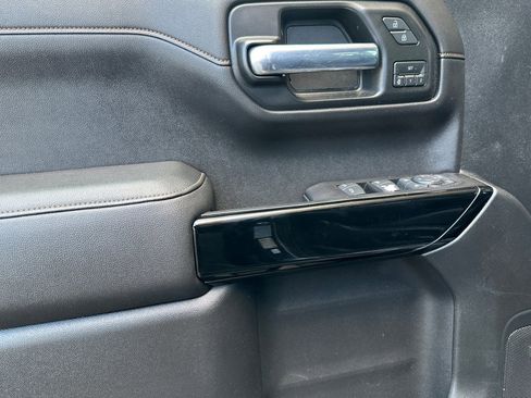 Used 2020 GMC Sierra 1500 AT4 w/ AT4 Premium Package image 11