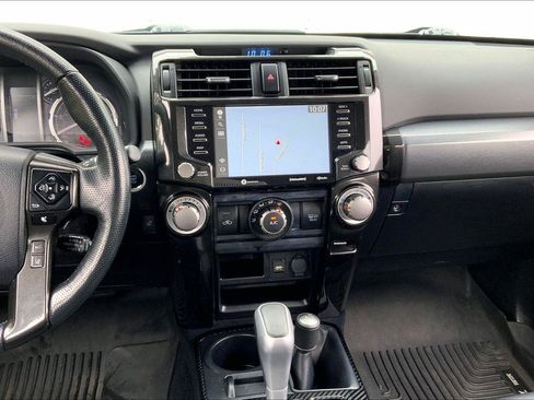 Used 2023 Toyota 4Runner TRD Off-Road Premium AWD/4WD image 6