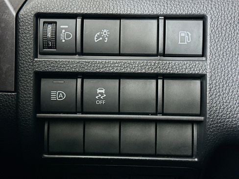 Used 2025 Toyota 4Runner SR5 image 17