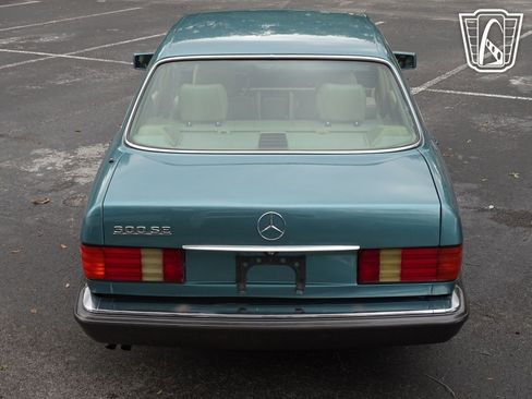 Used 1991 Mercedes-Benz 300 SE image 29