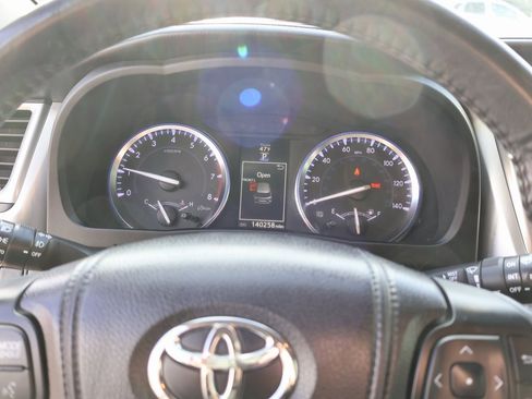 Used 2015 Toyota Highlander XLE image 36