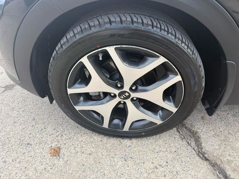 Used 2018 Kia Sportage SX image 12