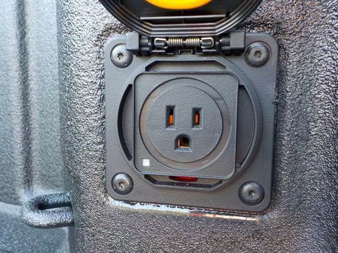 New 2026 GMC Sierra 2500 SLT w/ SLT Premium Package image 7