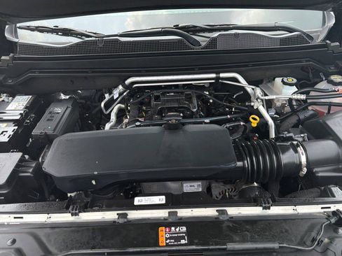 Used 2026 Chevrolet Colorado Z71 w/ Technology Package AWD/4WD image 24