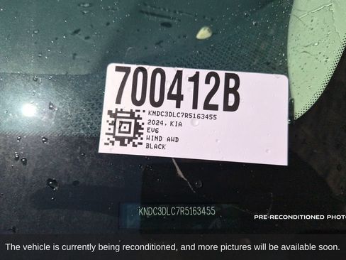 Used 2024 Kia EV6 Wind w/ Wind Technology Package AWD/4WD image 19