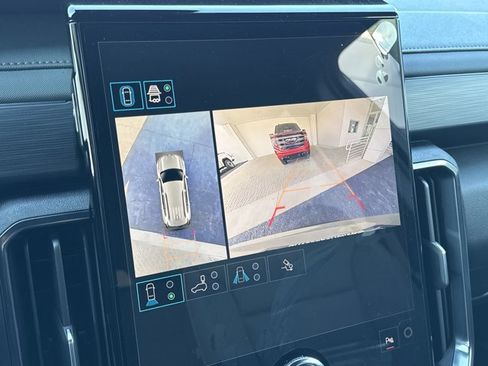 New 2026 GMC Acadia AT4 image 10