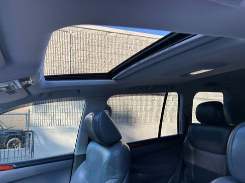 Used 2009 Lexus LX 570 4WD image 10