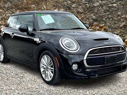Used 2019 MINI Cooper S image 7
