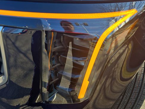 New 2026 Kia Carnival EX image 29