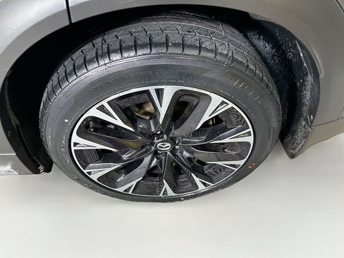 Used 2024 MAZDA CX-90 Plug-In Hybrid w/ Premium Plus AWD/4WD image 11