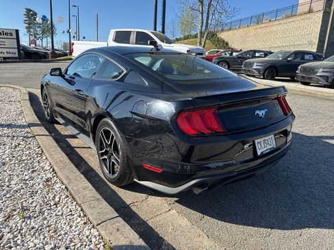 Used 2018 Ford Mustang Premium w/ Equipment Group 201A image 5